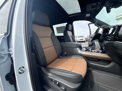 New 2026 Chevrolet Silverado 3500 High Country w/ High Country Premium Package AWD/4WD image 24