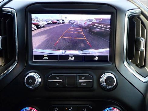 Used 2021 GMC Sierra 1500 AT4 image 17