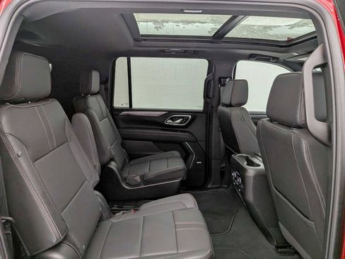 Certified 2024 Chevrolet Suburban RST w/ Luxury Package image 22