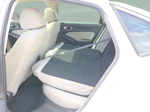 Certified 2024 Honda Civic EX image 11