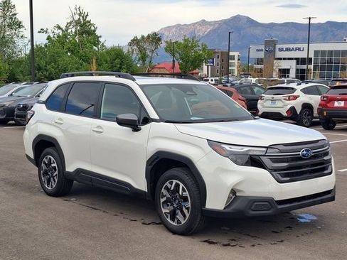 Certified 2026 Subaru Forester Premium AWD/4WD image 1