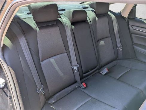 Used 2020 Honda Accord Hybrid image 17