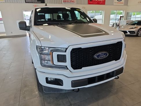 Used 2020 Ford F150 XLT w/ Equipment Group 302A Luxury AWD/4WD image 4