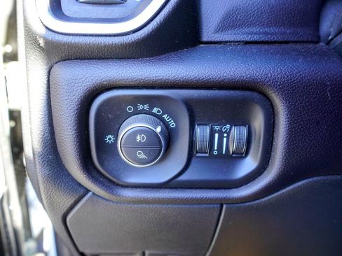 Used 2021 RAM 2500 Laramie image 13