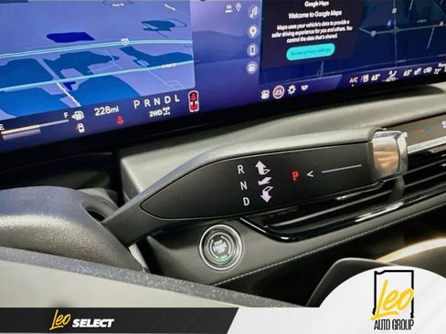 Used 2025 Buick Enclave Avenir w/ Super Cruise Package AWD/4WD image 20