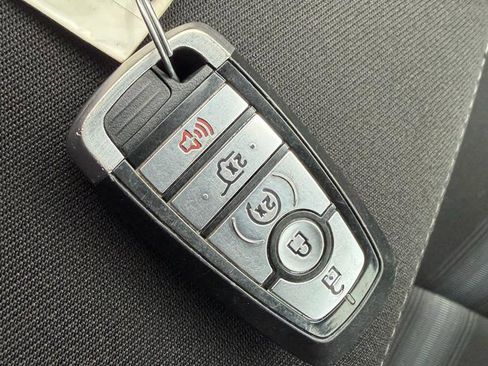 Used 2020 Ford Explorer XLT w/ Equipment Group 202A image 78