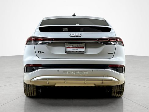 Certified 2023 Audi Q4 e-tron Prestige AWD/4WD image 4