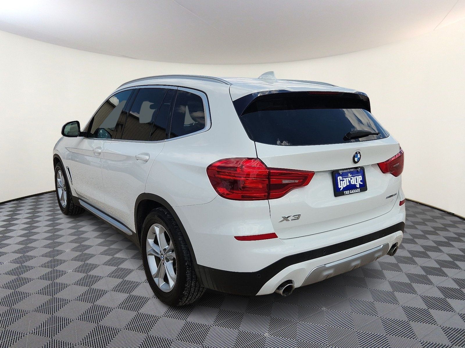 Used 2019 BMW X3 sDrive30i RWD image 3