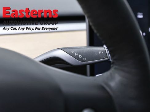 Used 2021 Tesla Model Y Long Range AWD/4WD image 13