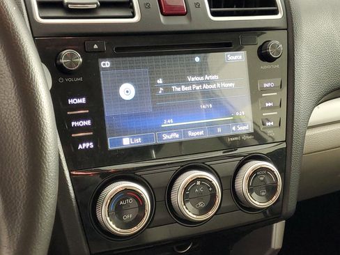 Used 2016 Subaru Forester 2.5i Limited image 17