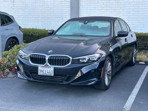 Used 2023 BMW 330i Sedan w/ Premium Package RWD image 2