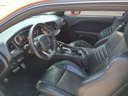 Used 2023 Dodge Challenger SRT Hellcat RWD image 9