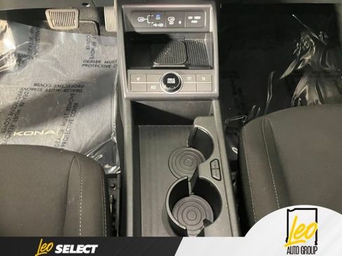Used 2024 Hyundai Kona SEL w/ Convenience Package FWD image 16