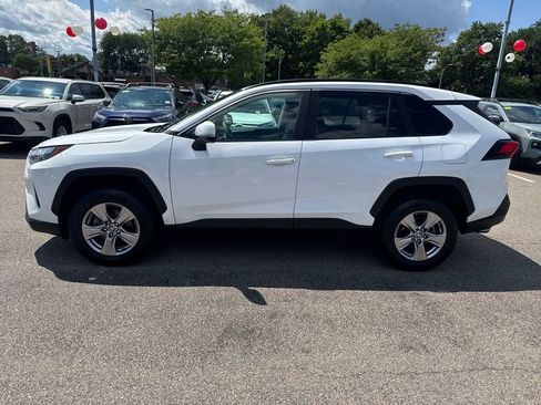 Used 2023 Toyota RAV4 XLE FWD image 4