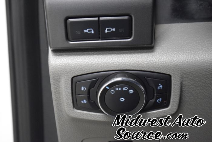 Used 2020 Ford F250 XLT w/ XLT Premium Package AWD/4WD image 16