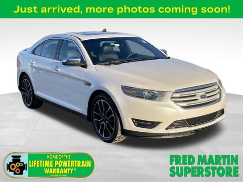 Used 2019 Ford Taurus Limited image 1