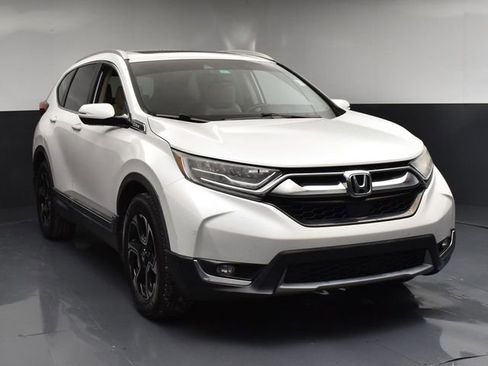Used 2019 Honda CR-V Touring image 2
