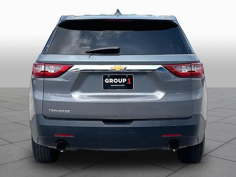Used 2018 Chevrolet Traverse LS FWD image 5