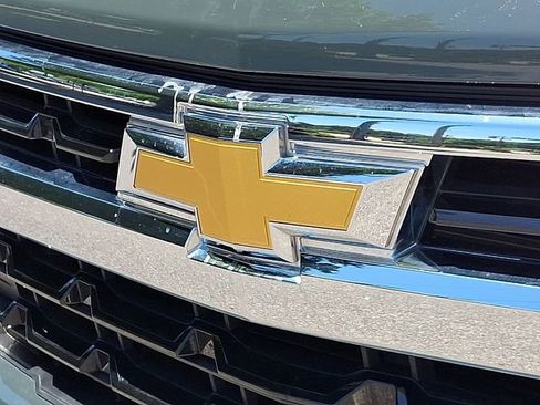 Used 2025 Chevrolet Silverado 1500 LT AWD/4WD image 34