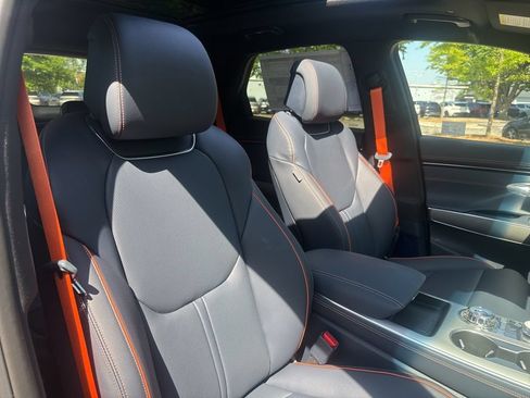New 2026 Genesis GV70 3.5T Sport Advanced AWD/4WD image 32
