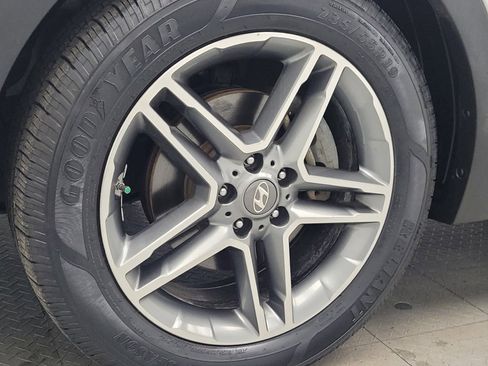 Used 2019 Hyundai Santa Fe XL image 31