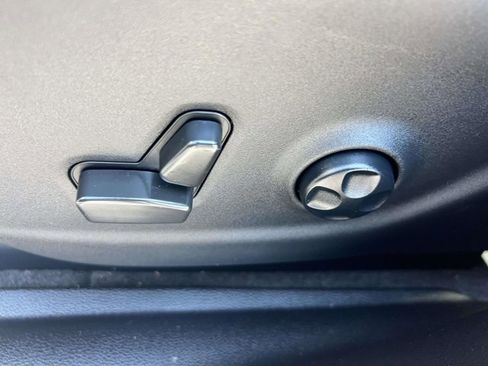 Certified 2021 Jeep Cherokee Limited image 16