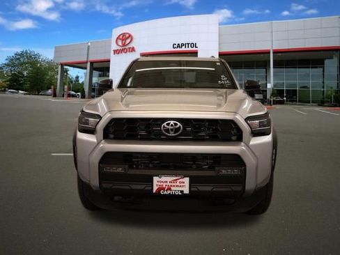 New 2026 Toyota 4Runner TRD Off-Road Premium AWD/4WD image 6