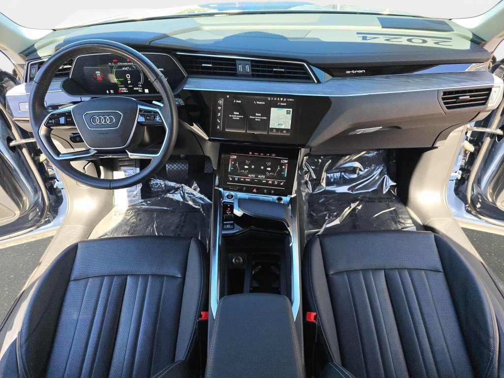Certified 2024 Audi Q8 e-tron Premium Plus AWD/4WD image 10