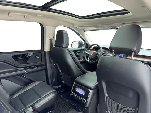 Used 2024 Lincoln Aviator Reserve w/ Equipment Group 201A image 53