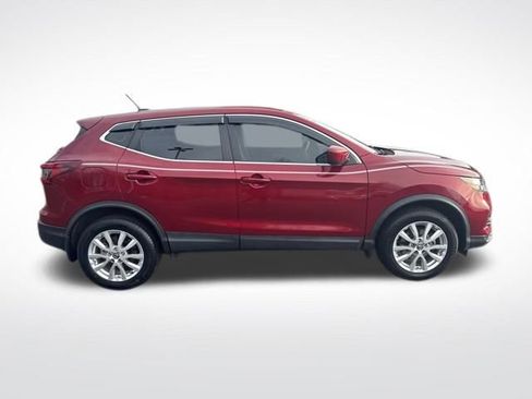 Used 2021 Nissan Rogue Sport S image 6