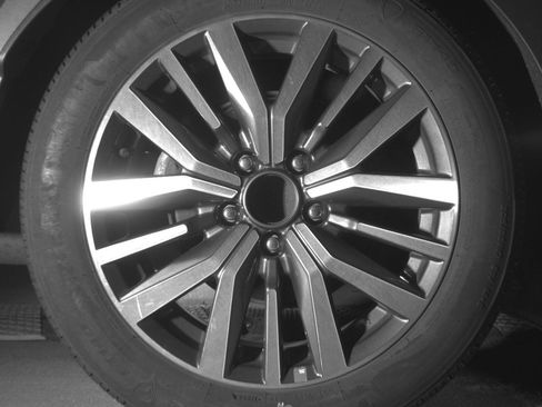 Used 2024 Nissan Kicks SV FWD image 15