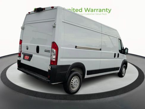 Used 2024 RAM ProMaster 2500 w/ Convenience Group FWD image 7