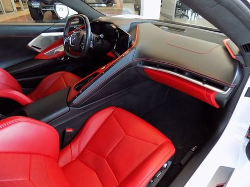 Used 2021 Chevrolet Corvette Stingray Premium Cpe w/ Z51 Performance Package RWD image 36