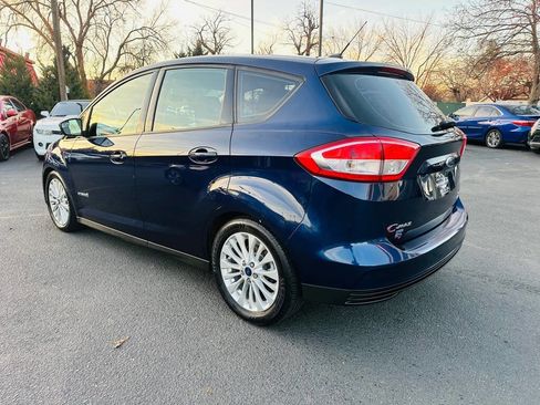 Used 2017 Ford C-MAX SE w/ Interior Protection Package FWD image 6