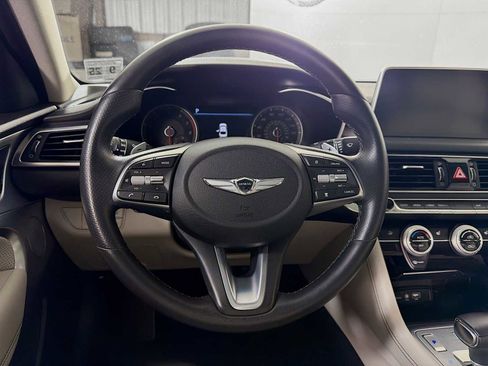 Used 2020 Genesis G70 2.0T w/ Elite Package image 9