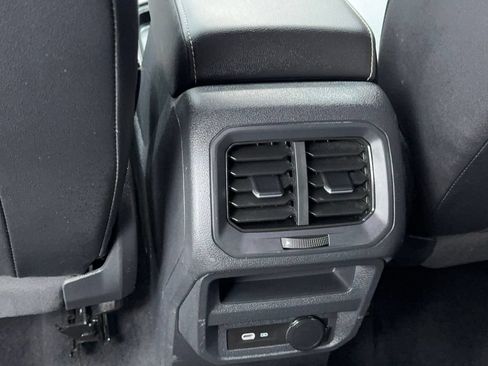 Used 2022 Volkswagen Tiguan SE R-Line FWD image 43