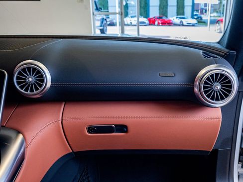 Used 2025 Mercedes-Benz AMG GT 63 image 16