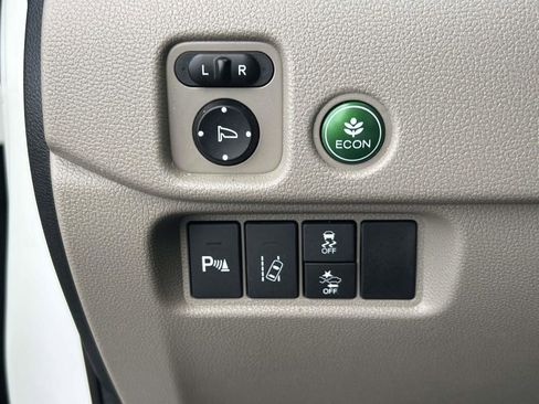 Used 2017 Honda Pilot Touring image 21