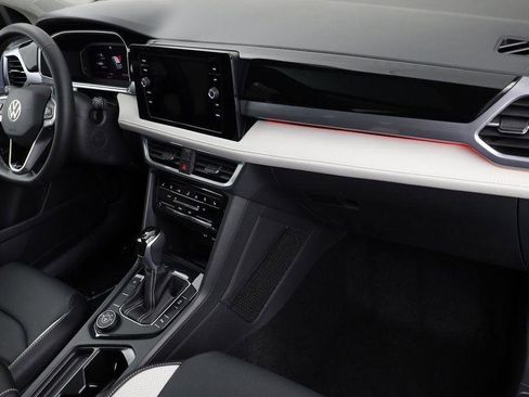 New 2025 Volkswagen Taos SEL w/ Black Wheel Plus Package image 20