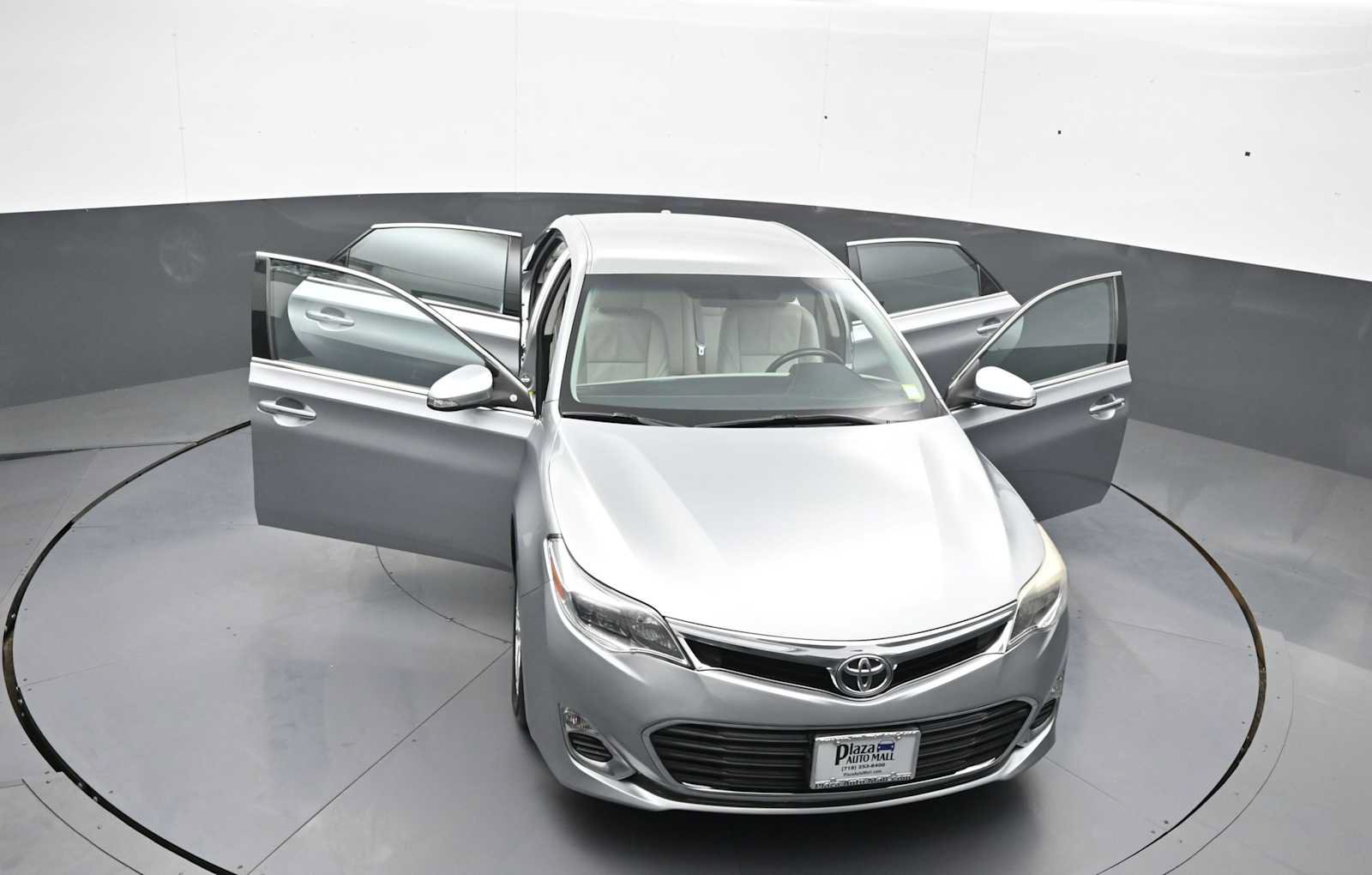 Used 2015 Toyota Avalon XLE FWD image 44