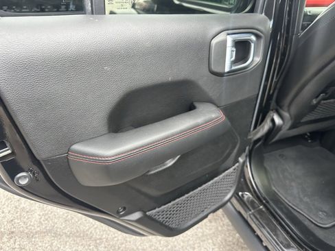 Used 2022 Jeep Gladiator Rubicon w/ LED Lighting Group image 9