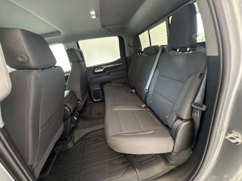New 2026 GMC Sierra 1500 SLE w/ Preferred Package AWD/4WD image 26