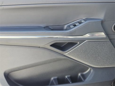 New 2025 Lincoln Navigator Reserve w/ Jet Appearance Package image 21