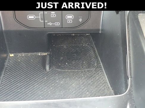 Used 2025 Kia Sorento EX image 18