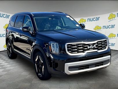 Used 2025 Kia Telluride S