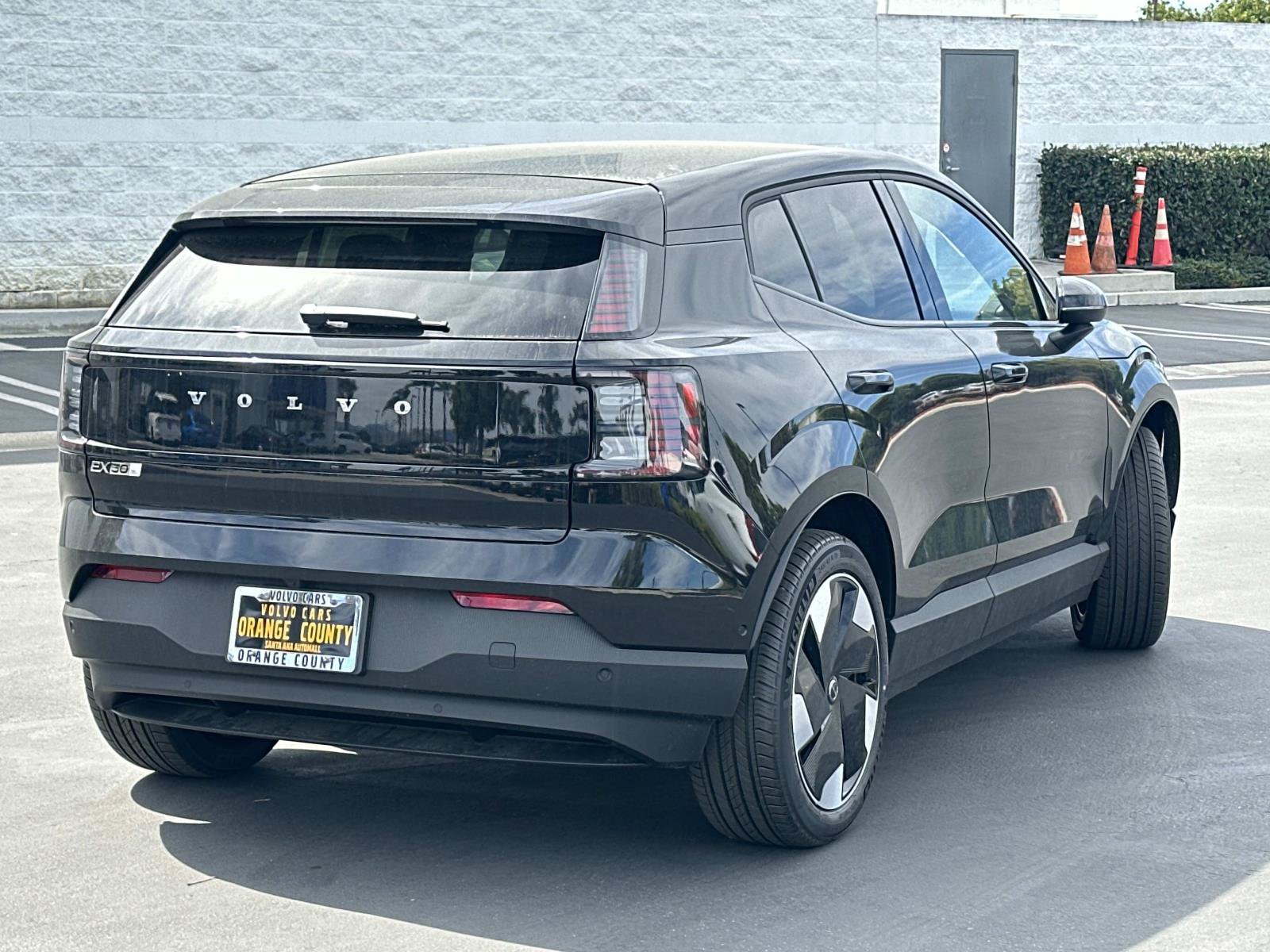 New 2026 Volvo EX30 Ultra w/ Climate Package AWD/4WD image 6