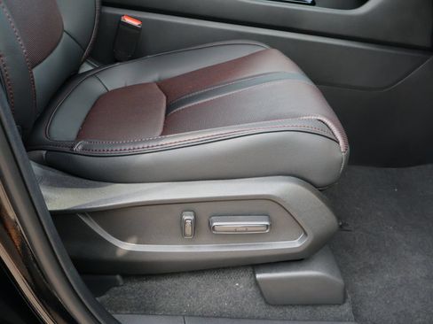 New 2026 Honda Pilot Black Edition image 10