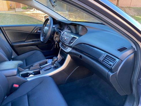 Used 2015 Honda Accord Sport image 45