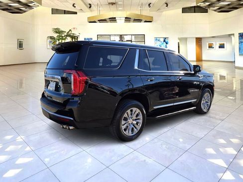 Used 2023 GMC Yukon Denali image 7