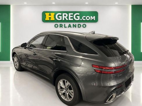 Used 2023 Genesis GV70 2.5T w/ Cargo Package AWD/4WD image 2